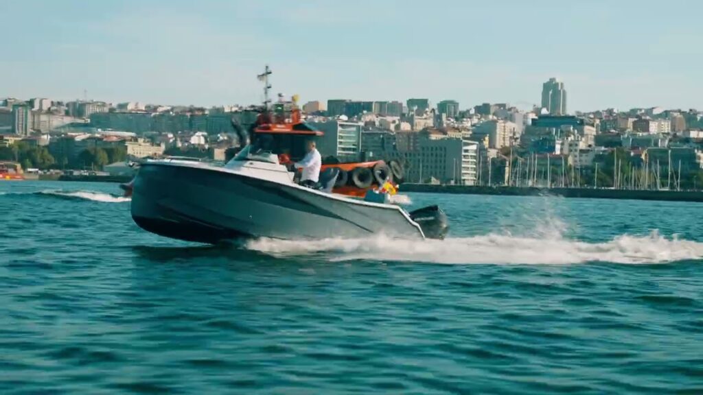 Amura Escape 675